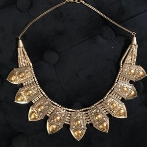 Statement necklace